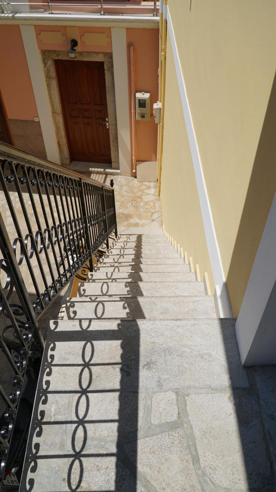 Duchess House Apartment Symi Bagian luar foto